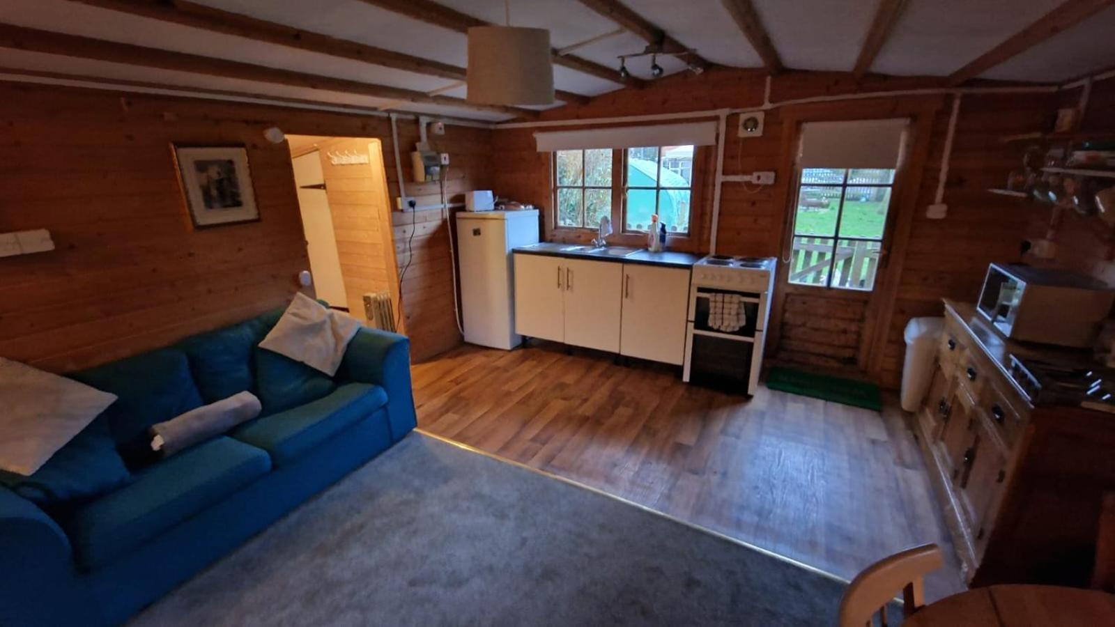 The Cabin - A Very Quiet Location Pewsey Εξωτερικό φωτογραφία